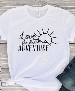 Love the adventure T Shirt AL22JL0